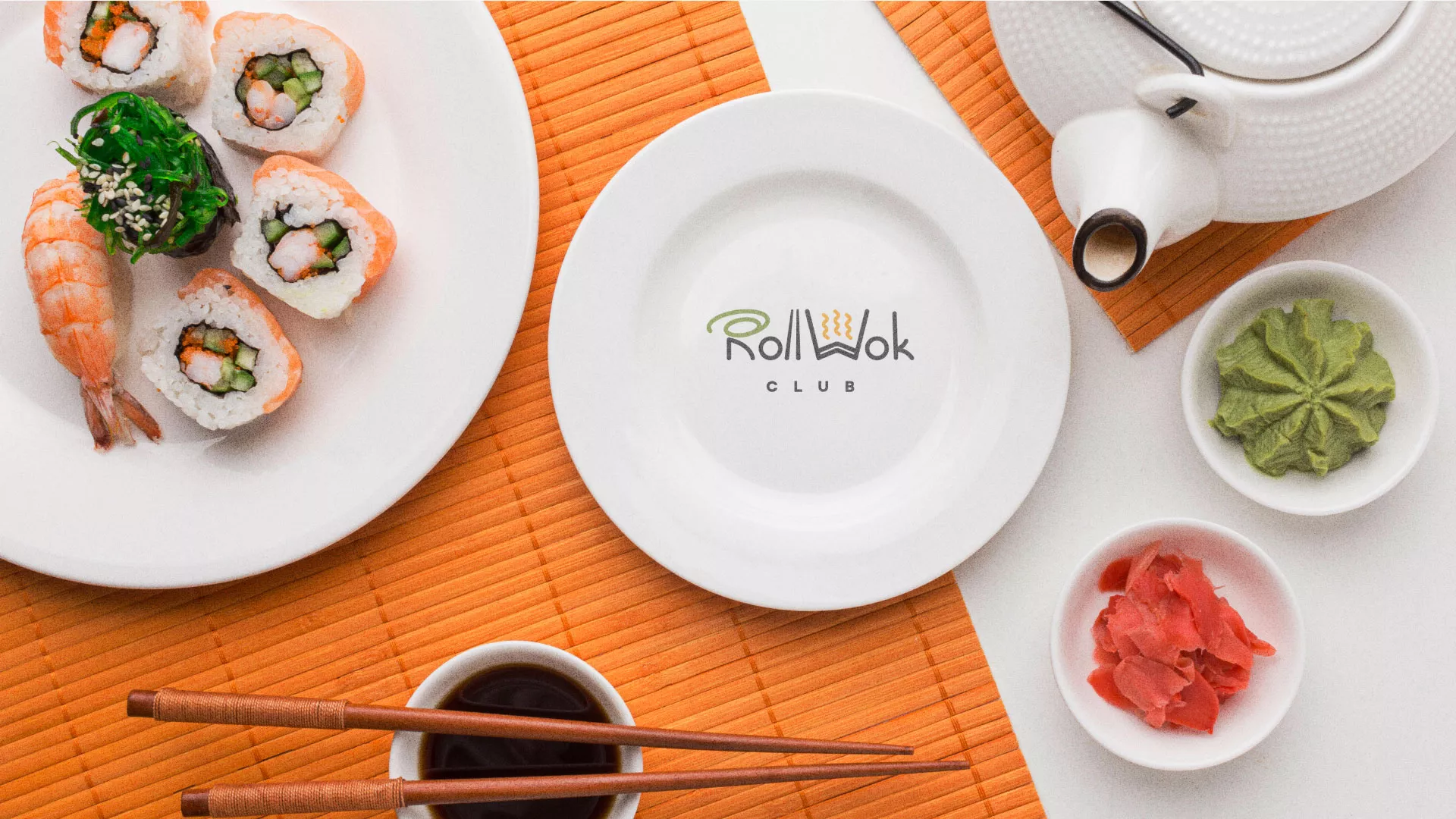 Разработка логотипа и фирменного стиля суши-бара «Roll Wok Club» в Приозерске