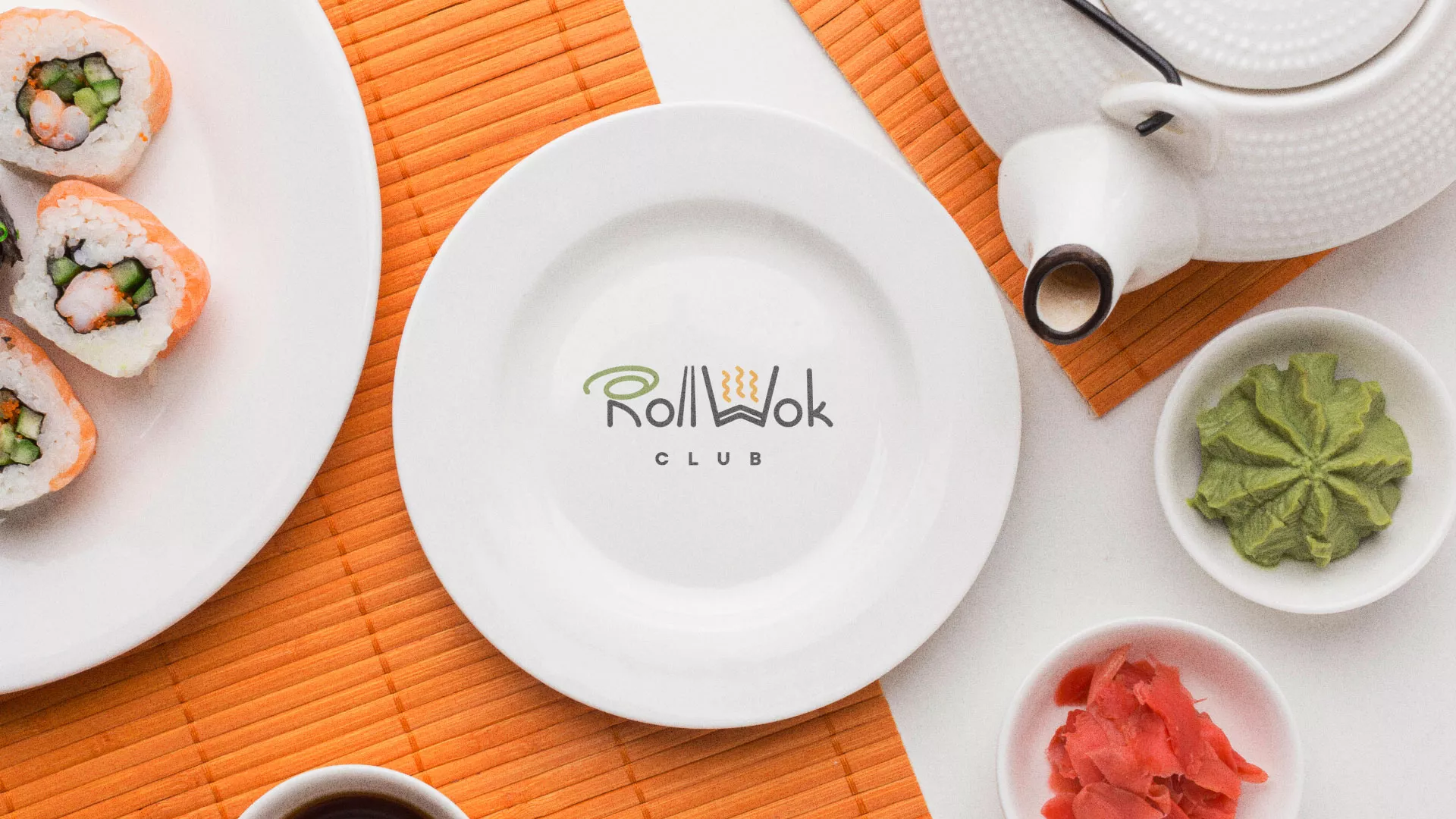 Разработка логотипа и фирменного стиля в Приозерске для суши-бара «Roll Wok Club» Разработка логотипа и фирменного стиля в Приозерске для суши-бара «Roll Wok Club»